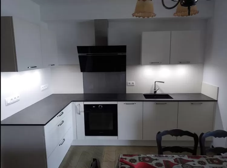 Rénovation de cuisine dans un appartement à Collioure pour ETS FERRER.