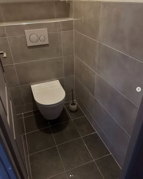 Rénovation de WC suspendu à Collioure, Collioure, ETS Ferrer