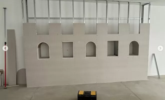 Création d'un mur décoratif en placo à Collioure, Collioure, ETS Ferrer